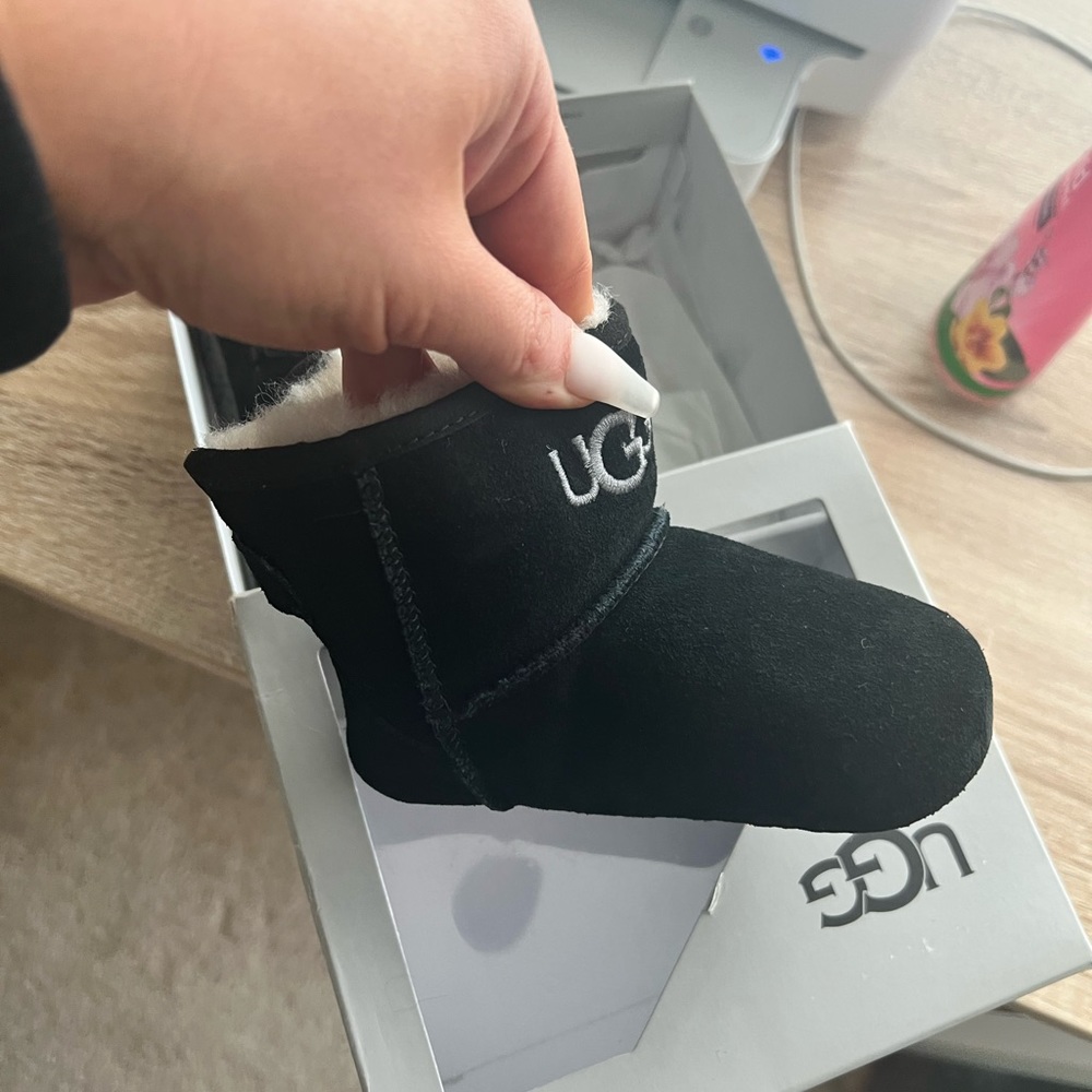 Brand new size 4/5 baby Ugg’s